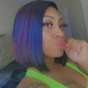 Meet your Posher, Briana